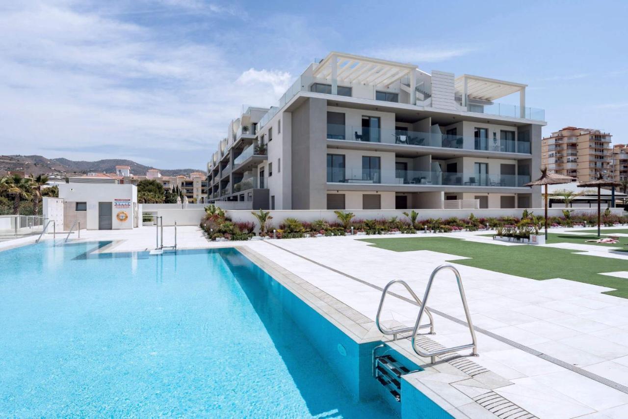 Panorama Beach - Sea Breeze Apartment Torrox Kültér fotó